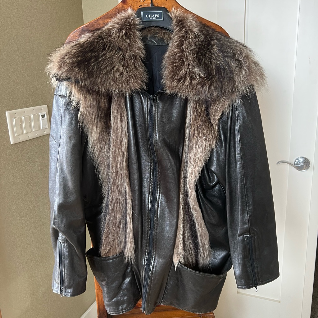 Leather Jacket With Beaver Collar And Fur In Front And Back